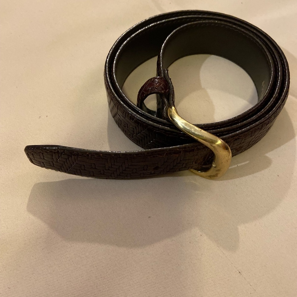 Vintage Brown Genuine Leather Belt with Gold Buckle Men’s 42” - Picture 11 of 15